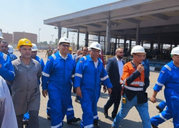 زيارات ميدانية مكثفة من رئيس بتروجاس لمصانع تعبئة اسطوانات البوتاجاز