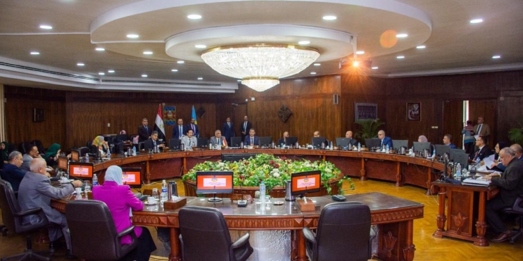 رئيس جامعة طنطا يوجه باستحداث خدمات جديدة مبتكرة ومتفردة للوصول إلى تحقيق الاحتياجات المجتمعية