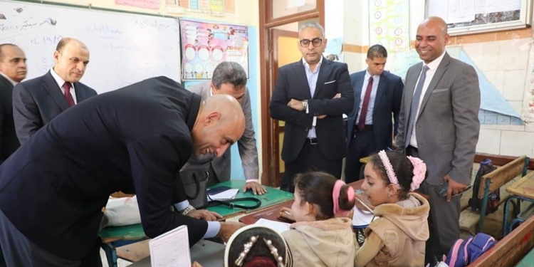 مفاجأة.. إعادة هيكلة وصياغة المناهج التعليمية وخاصة المرحلة الثانوية