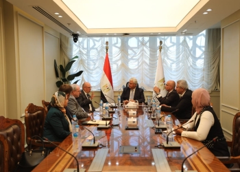 وزير التعليم العالي يستقبل وفد جامعة إكستر البريطانية لبحث التعاون المُشترك