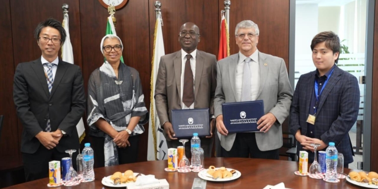 البنك الإفريقي للتنمية و حكومة اليابان يقدمان ٣منح لدراسة الماجستير لطلاب الجامعة اليابانية