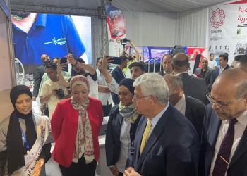 طلاب جامعة مصر التكنولوجية يحصدون المركز الأول في الابتكارات الصناعية