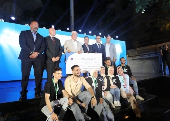 وزيرا التعليم العالي والتضامن الاجتماعي يكرمان الفرق الفائزة بمسابقة قادة الأنشطة الطلابية