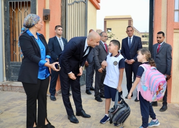 وزير التعليم يوجه بتخصيص أفراد أمن لتنظيم دخول وخروج الطلاب