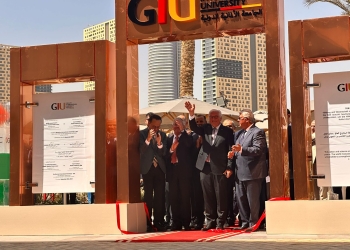 رئيس مجلس أمناء الجامعة الألمانية الدولية للرئيس الألماني: الخريجون المصريون قادرون على دعم الاقتصاد الألماني والأوروبي