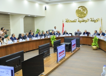 تدريس الذكاء الاصطناعي والبرمجة كمادة أساسية لطلاب الأول الثانوي 2026