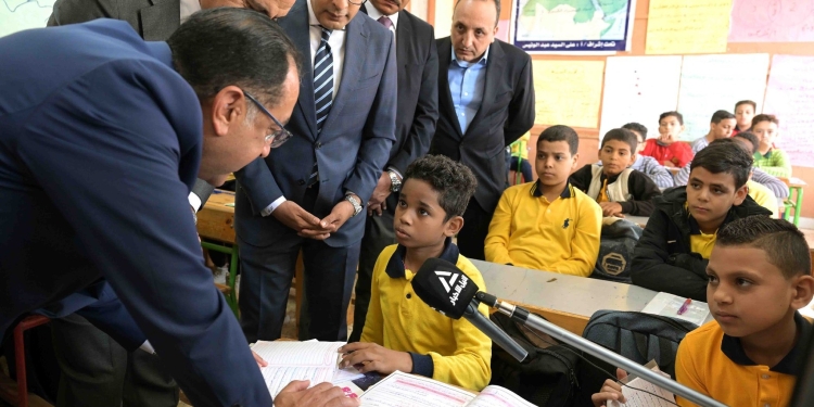 مدبولي: نبحث توفير تمويل وتدريب لدعم التعليم قبل بدء العام الدراسي الجديد