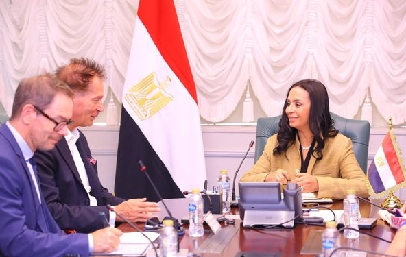 وزيرة التضامن مع الوفد الالمانى