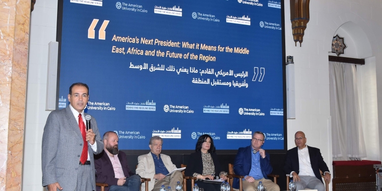 أعضاء هيئة التدريس بالجامعة الأمريكية بالقاهرة يناقشون الانتخابات الأمريكية على الشرق الأوسط وأفريقيا
