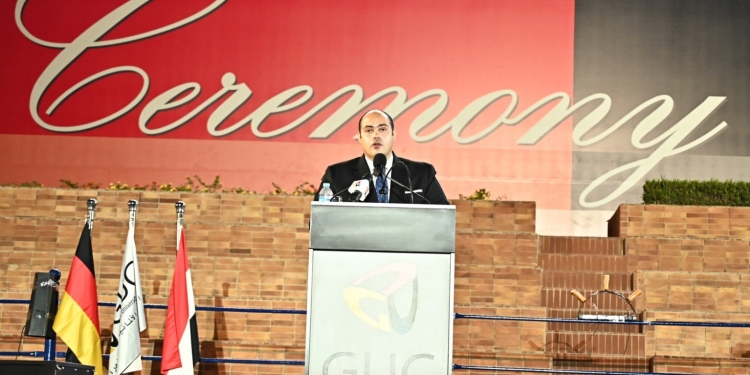 رئيس جهاز حماية المنافسة: سعيد بالمشاركة في احتفالية تخريج دفعة جديدة من الألمانية بالقاهرة