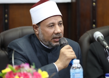 نائب رئيس جامعة الأزهر يشيد بمؤتمر كلية الشريعة والقانون بتفهنا الأشراف مؤكدًا أن آيات القرآن الكريم تدعو إلى التنمية وتحث عليها