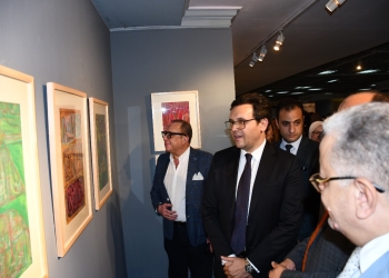 ” تواصل الأجيال” معرض فني يجسد دور الأستاذ والقدوة
