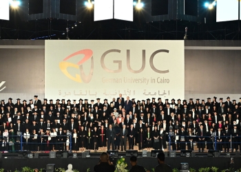 أشرف منصور: العالم يحتاج لمئات من الجامعات العابرة للحدود لنشر ثقافة السلام