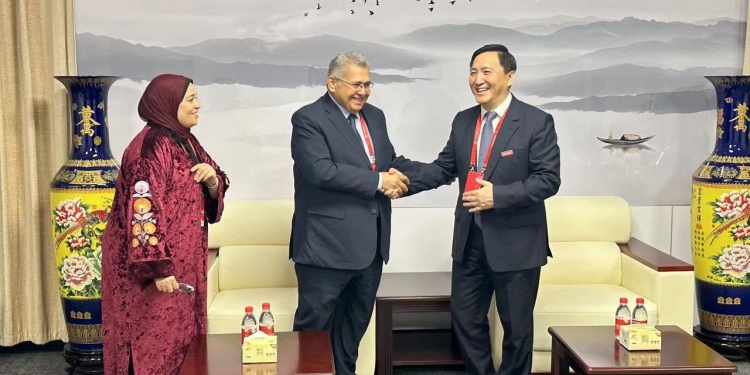 جامعة بدر توقع مذكرة تفاهم مع جامعة شانغهاي للدراسات الاجنبية