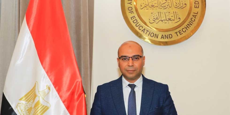 مقتل طالب على يد زميله.. "التعليم" تلغي تكليف 4 قيادات