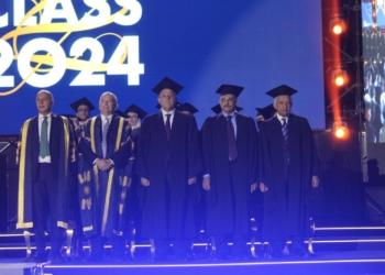 فرع جامعة كوفنترى البريطانية بمصر يحتفل بتخرج الدفعة الثانية من طلابه لعام ٢٠٢٤