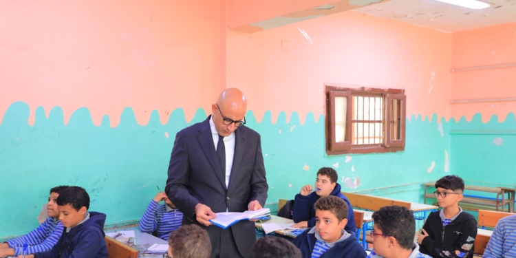 برامج علاجية لتحسين القراءة والكتابة والرياضيات.. توجيه عاجل من التربية والتعليم