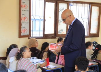 وزير التعليم يتفقد مدارس بالمرج عالية الكثافة ويوجه بتنفيذ 3 تعليمات
