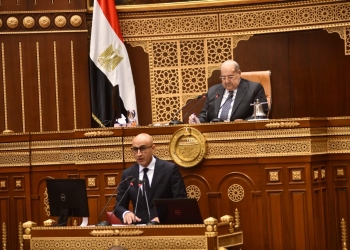 عبداللطيف: استراتيجية تطوير المنظومة التعليمية ثابتة ولم تتغير