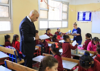 وزير التربية والتعليم يتفقد مدارس المرج للاطمئنان على سير الدراسة