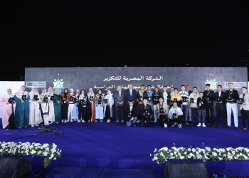 علي رأسها منح جامعية وللمعلمين.. ﻿محافظ القليوبية يحتفل بتخريج الدفعة الثامنة من برنامج “مستقبلي”