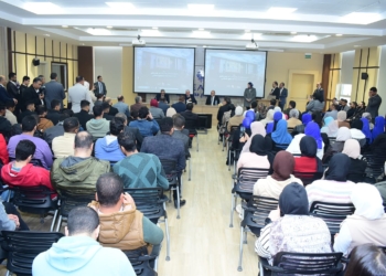 وزير التعليم العالي يشيد بمركز إبداع مصر الرقمي CRETIVA بجامعة سوهاج