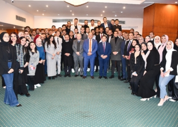 رئيس جامعة حلوان يلتقي بمجلس اتحاد الطلاب