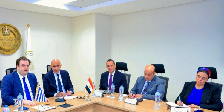 وزير التعليم: جار تصميم منصات مرتبطة بالذكاء الاصطناعي