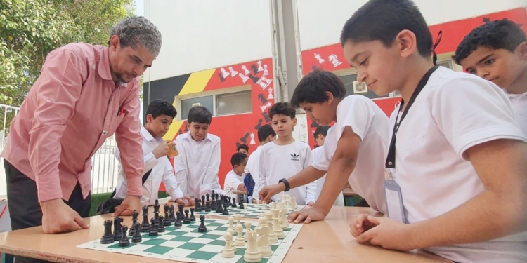 التعليم تتفق مع السفارة الفرنسية على إنشاء ١٠٠ مدرسة مصرية فرنسية بحلول عام ٢٠٣٠