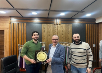 السفير التركي بالقاهرة يزرو شركة تاتاري مصر والتي هي استثمار تركية من اصل سوري في مجال منسوجات ‎