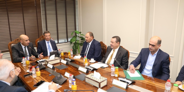 وزير التعليم والزراعة يبحثا تطوير المدارس الفنية الزراعية بالتعاون مع القطاع الخاص