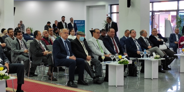 أشرف منصور يفتتح أسبوع "الابتكارات المعلوماتية الجغرافية المكانية الأول" بالجامعة الألمانية