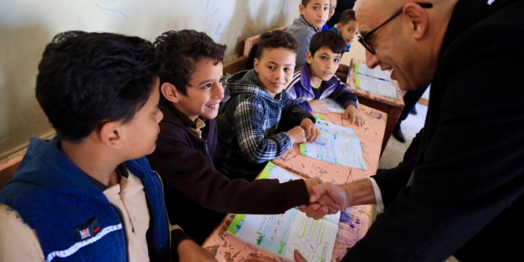 وزير التعليم يفاجئ 5 مدارس بالإسماعيلية ويوجه بإرسال لجان متابعة شهريا