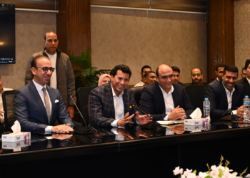 أشرف صبحي: وزارة الشباب تؤمن بدور الشباب في بناء الوطن