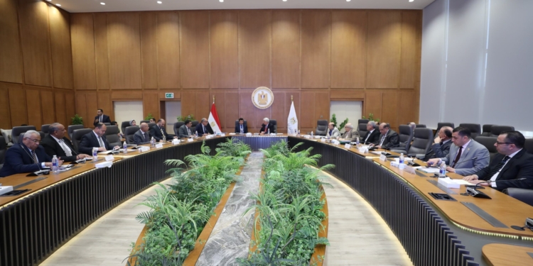 وزير التعليم العالي يترأس مجلس إدارة الاتحاد الرياضي للجامعات