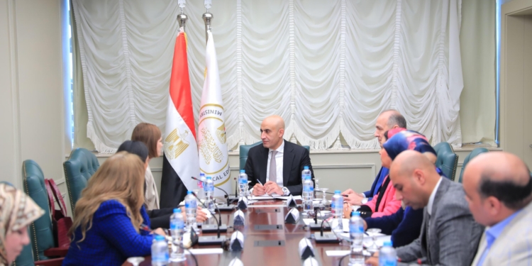  التربية والتعليم: نسعى لتحقيق نظام تعليمي يمكّن الطلاب من تلقي تعليم متميز