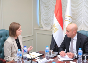 وزير التعليم لـ بيرسون: نسعى لتحقيق نظام يمكّن الطلاب من تلقي تعليم متميز