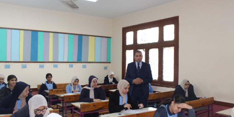 وكيل "التعليم" بالجيزة: صوت ولي الأمر جزء لا يتجزأ من العملية التعليمية