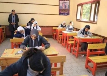 النيابة الإدارية تحقق بواقعة تسريب امتحاني اللغة الإنجليزية واللغة العربية لـ الثاني الإعدادي بسوهاج