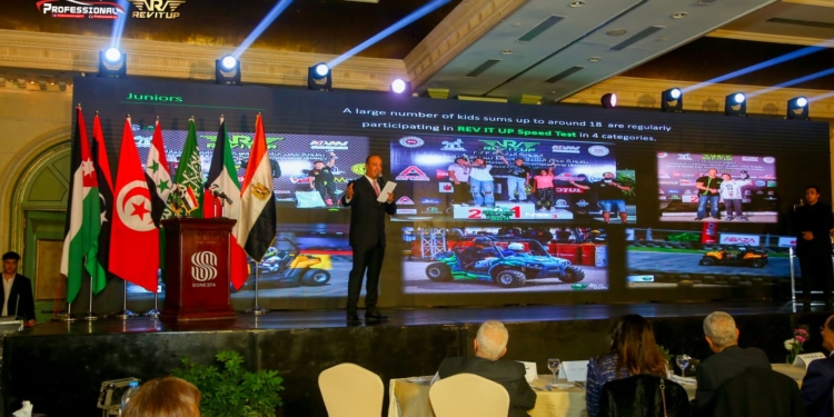 الإعلان عن إقامة بطولة مصر والشرق الأوسط لسباقات السيارات 