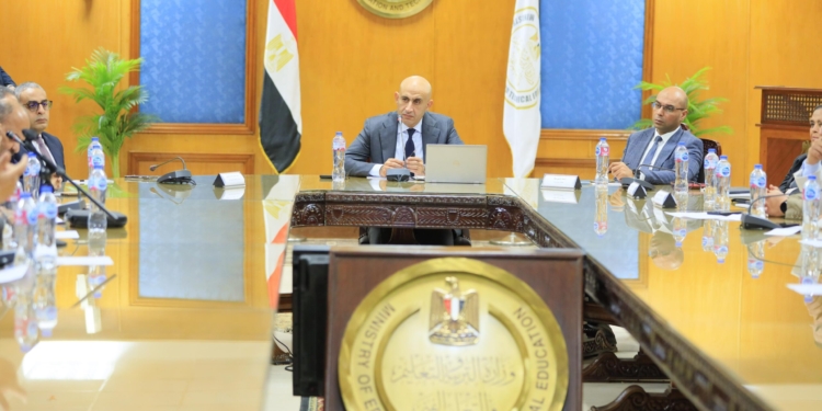 وزير التربية والتعليم يكشف سبب إلغاء امتحانات الدور الثاني بالبكالوريا المصرية