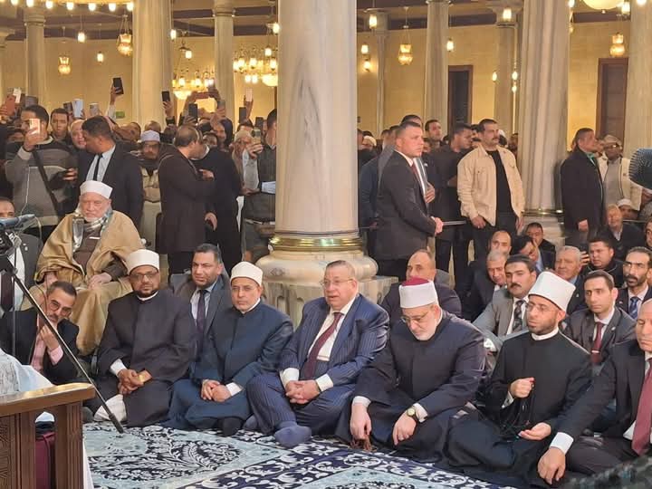 رئيس جامعة الأزهر يشارك في احتفالية وزراة الاوقاف بذكرى الإسراء والمعراج بمسجد سيدنا الحسين