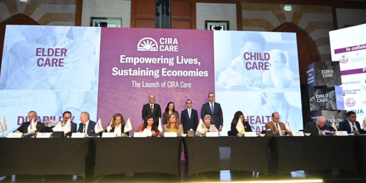 وزير الاستثمار : مصر من أول ٧ دول في العالم في تحويلات العاملين بالخارج