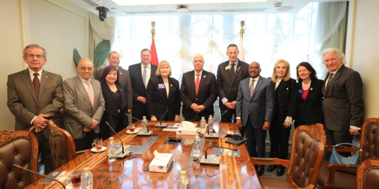 تعاون مرتقب بين الروتاري والمستشفيات الجامعية