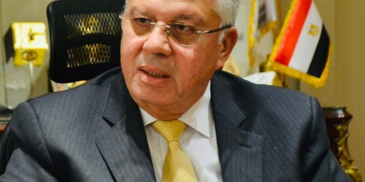 وزير التعليم العالى والبحث العلمى د ايمن عاشور