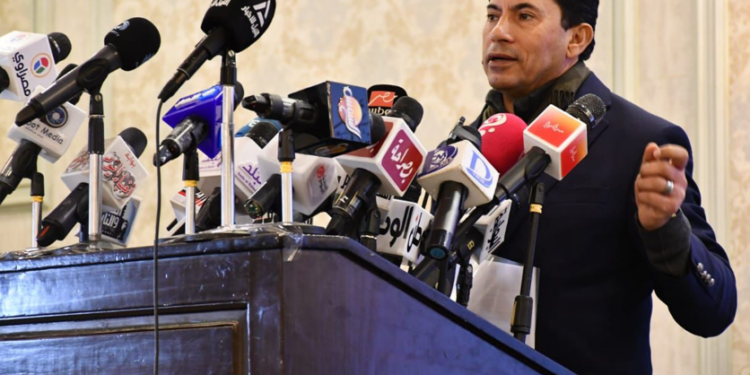 وزير الشباب والرياضة يشهد المؤتمر الصحفي للإعلان عن النسخة الثانية من “بزنس يا شباب”