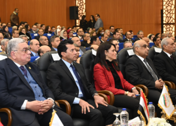 وزير الشباب يشهد  تدشين مشروع التصويت الإلكتروني وبرنامج الشكاوى وقياس الأداء بالنيابة الادارية