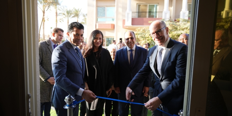 وزير الشباب والرياضة يفتتح مقر الاتحاد الأفريقي للرياضة الجامعية بالجامعة البريطانية في مصر