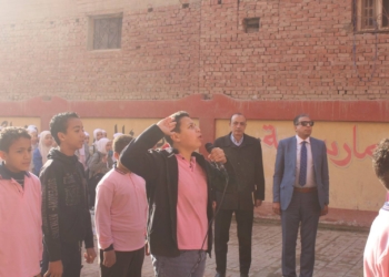 وكيل "التعليم" بالجيزة يوجه بتنفيذ 5 تعليمات لانضباط سير الدراسة