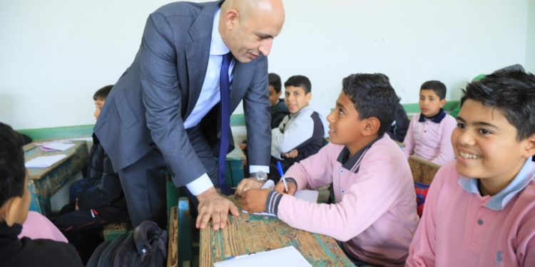 خبير تربوي يُحذر: البكالوريا لن تنجح فوق أنقاض النظام القديم